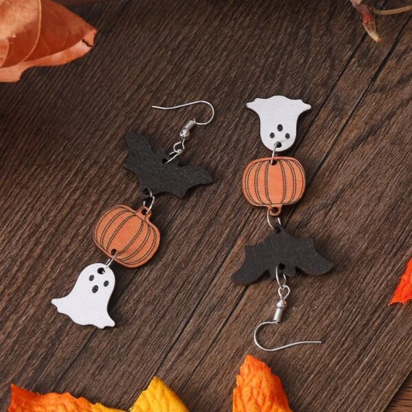 Women’s Spooky Pumpkin Bat Earrings – Halloween Jewelry